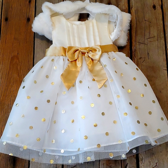 12mo Fluffy Gold Polka Dot Dress with Removable Furry Shawl - Picture 5 of 13